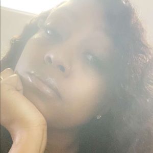 Meet your Posher, Marion